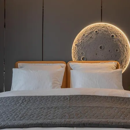 Sky Vibes Aviatiei, Private Park アパート *