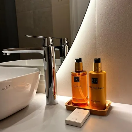 アパート Sky Vibes Aviatiei, Private Park