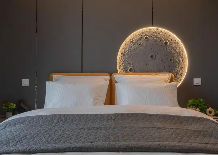 Sky Vibes Aviatiei, Private Park Apartament *