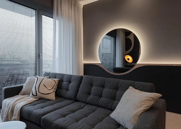 Sky Vibes Aviatiei, Private Park Apartman